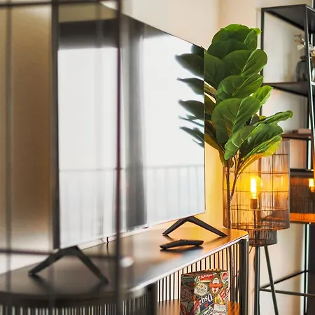Bright - Stunning View & Tropical Vibes - Studio * Augsburg